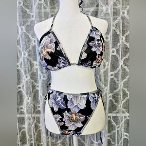 Zeraca Calla Lily Floral Print Black Bikini Set - Size XL